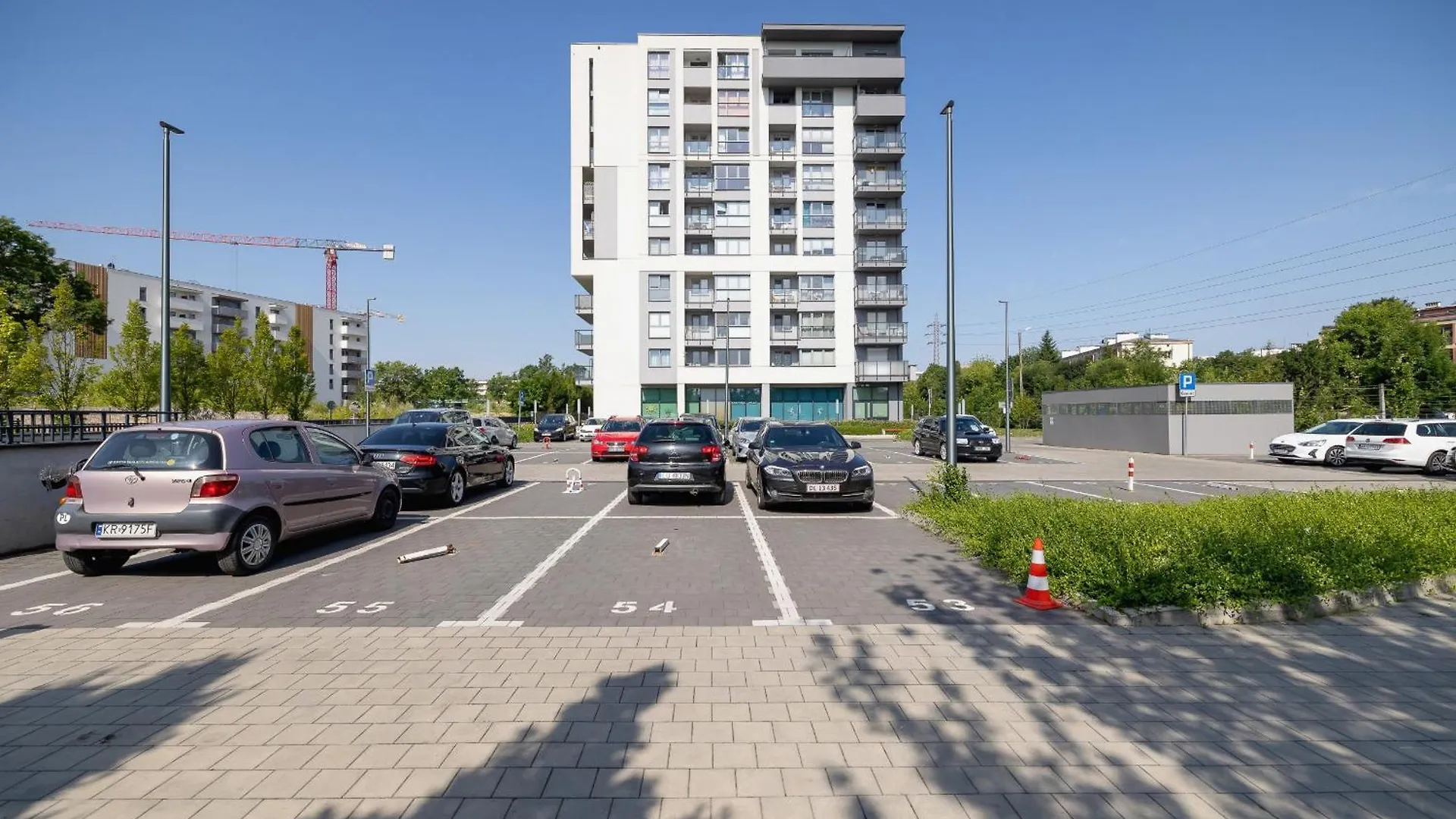 Cracow Pradnik Spacious & Family Apartment With 3 Bedroom By Renters Prestige Krakow