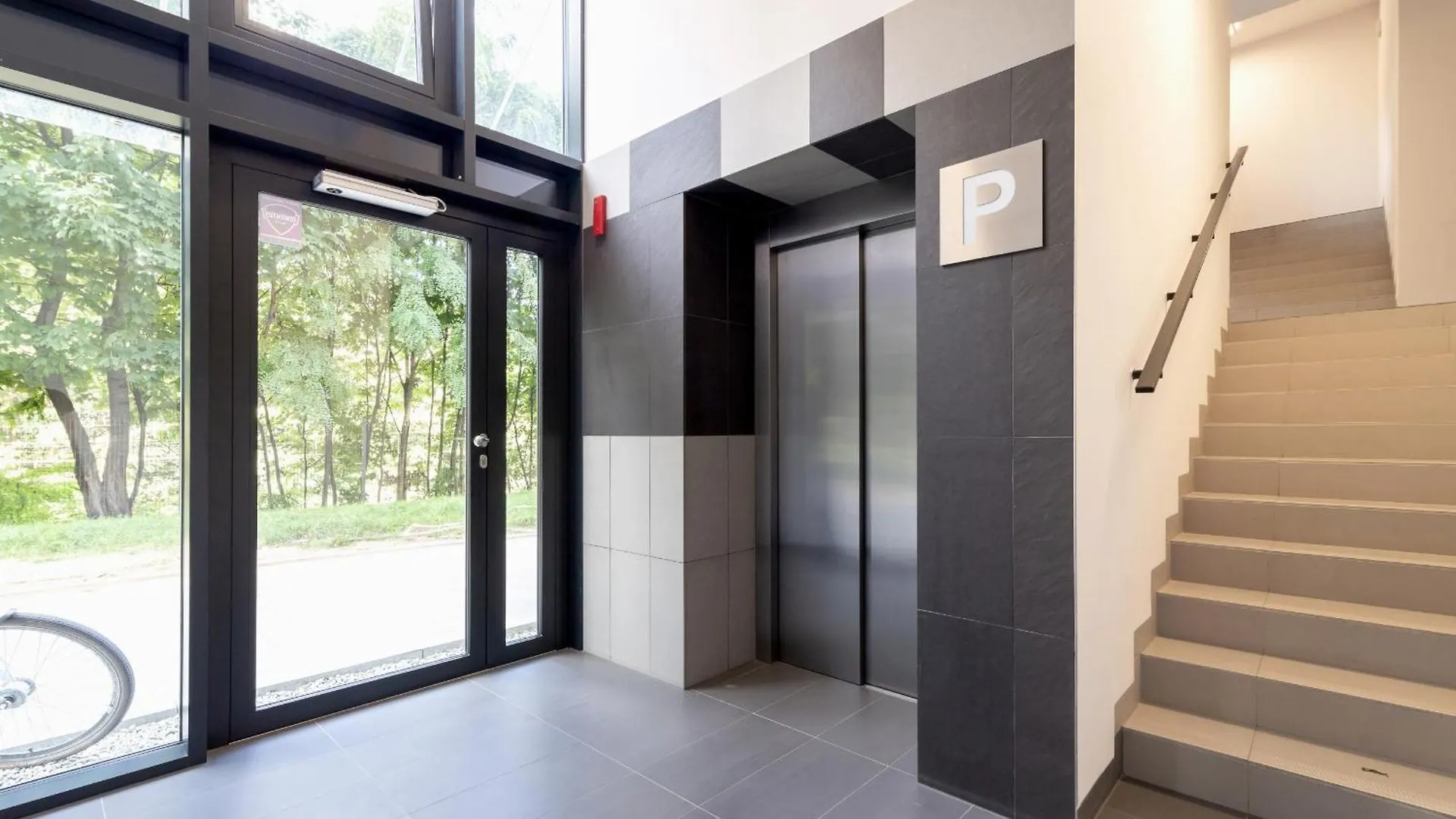 Cracow Pradnik Spacious & Family Apartment With 3 Bedroom By Renters Prestige Krakow Poland
